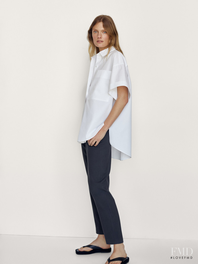 Constance Jablonski featured in  the Massimo Dutti catalogue for Pre-Fall 2021