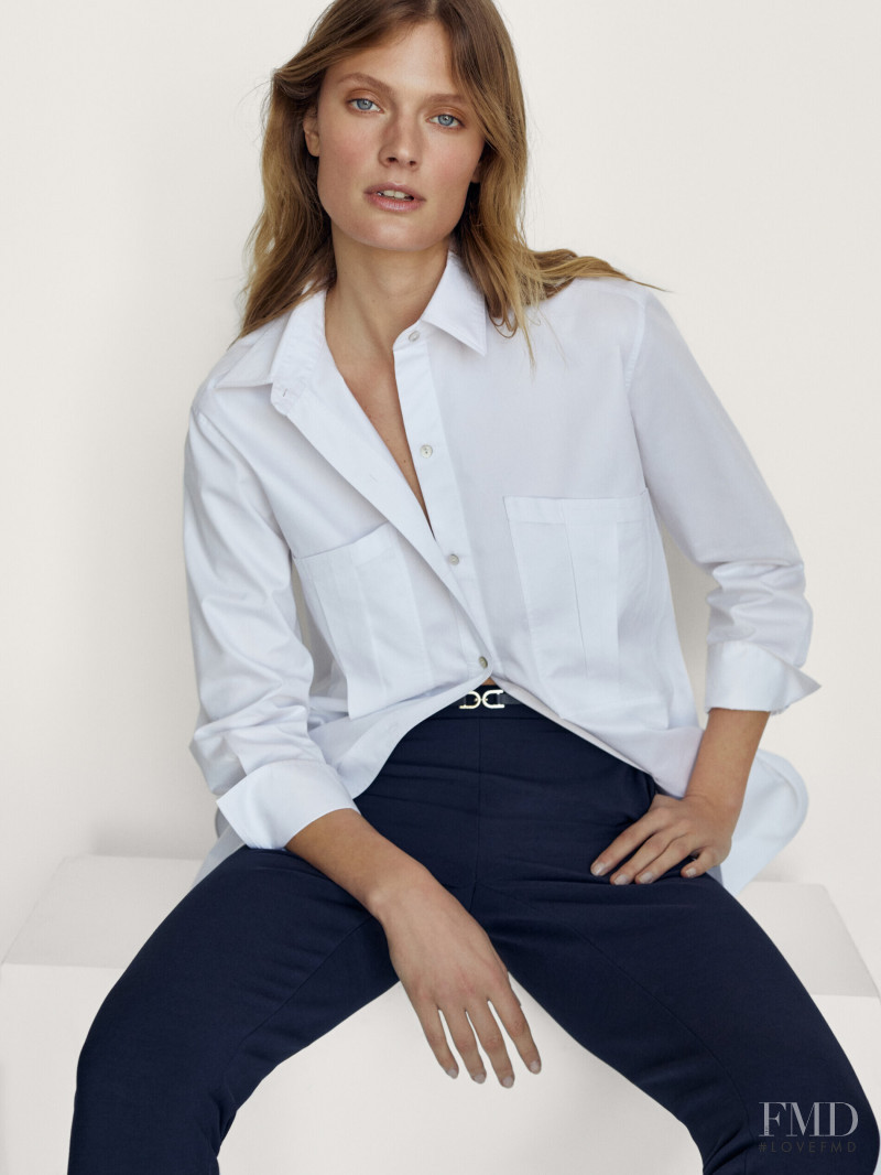 Constance Jablonski featured in  the Massimo Dutti catalogue for Pre-Fall 2021