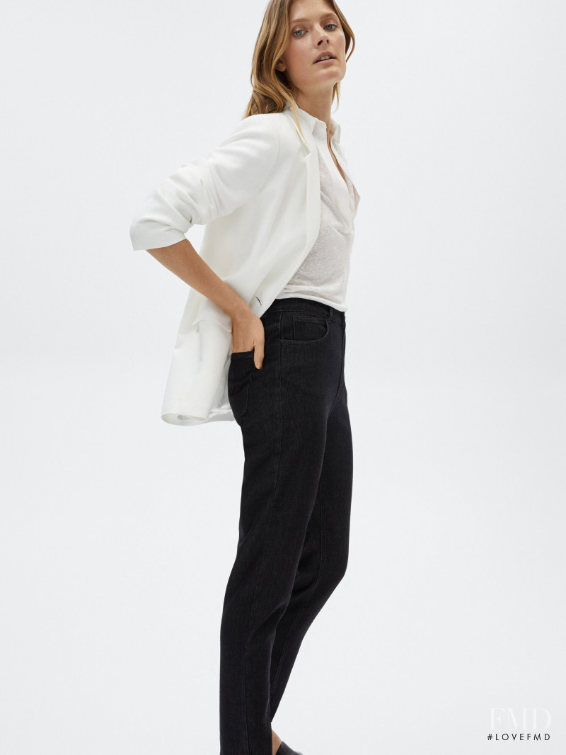 Constance Jablonski featured in  the Massimo Dutti catalogue for Pre-Fall 2021