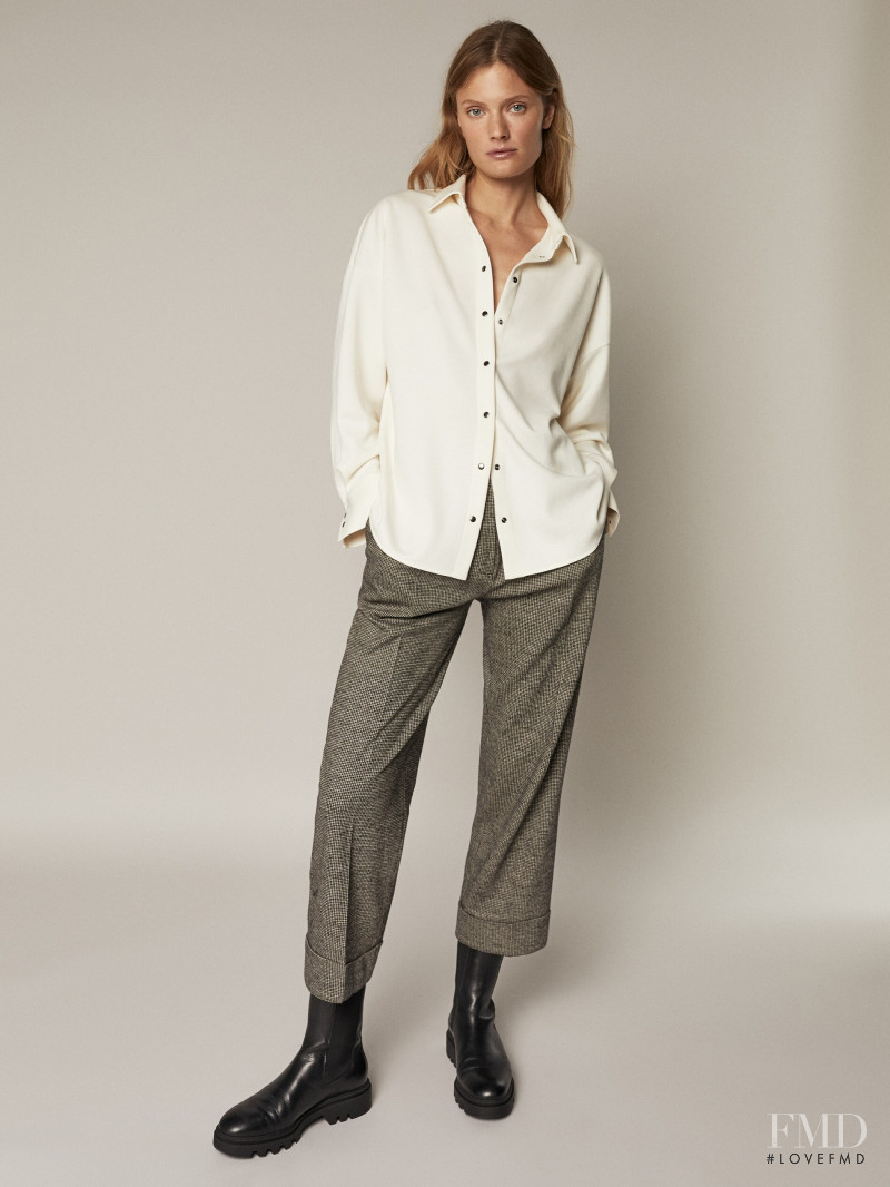 Constance Jablonski featured in  the Massimo Dutti catalogue for Pre-Fall 2021