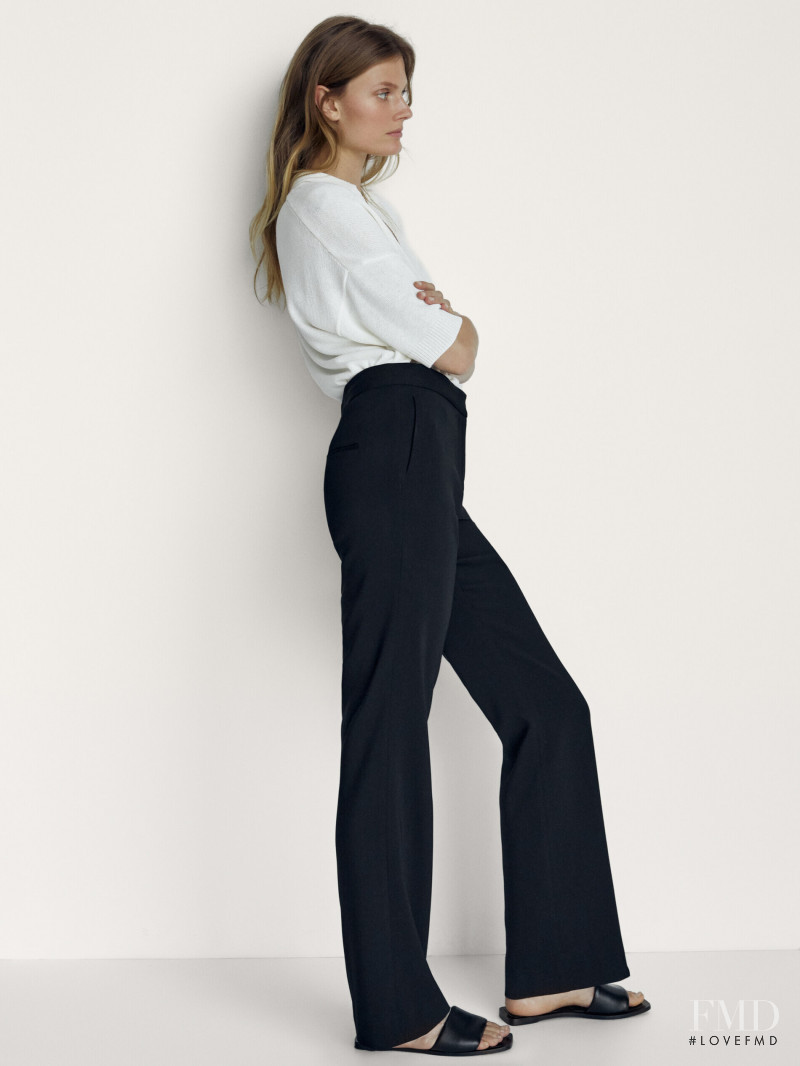 Constance Jablonski featured in  the Massimo Dutti catalogue for Pre-Fall 2021