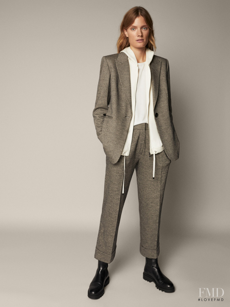 Constance Jablonski featured in  the Massimo Dutti catalogue for Pre-Fall 2021