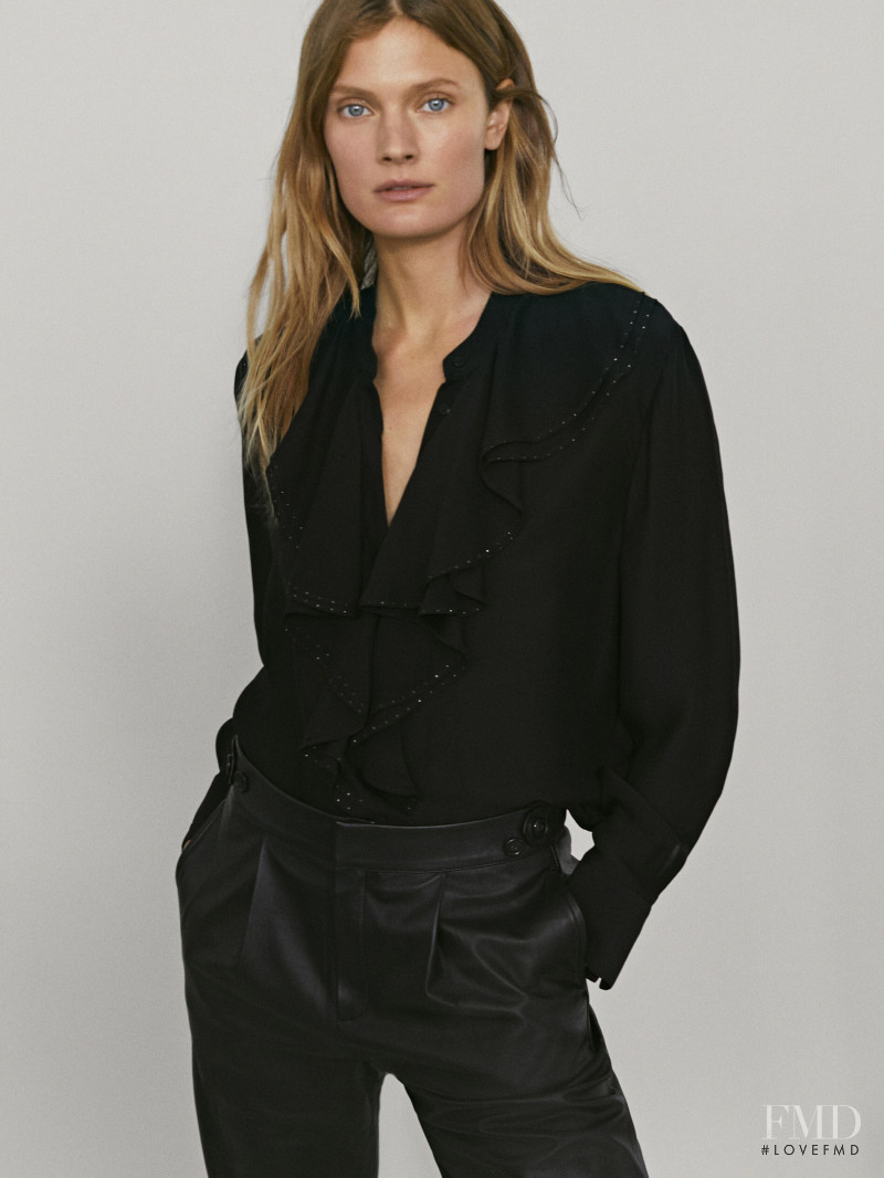 Constance Jablonski featured in  the Massimo Dutti catalogue for Pre-Fall 2021