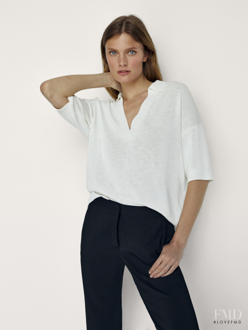 Constance Jablonski featured in  the Massimo Dutti catalogue for Pre-Fall 2021