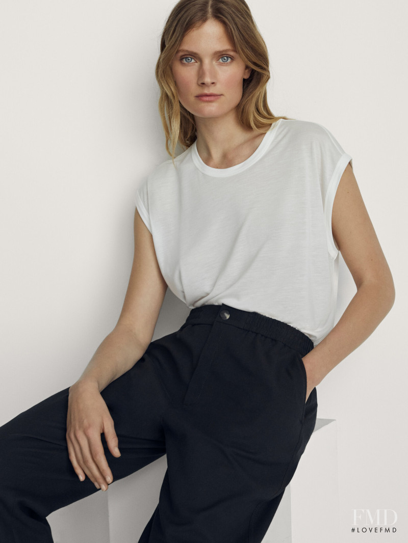 Constance Jablonski featured in  the Massimo Dutti catalogue for Pre-Fall 2021