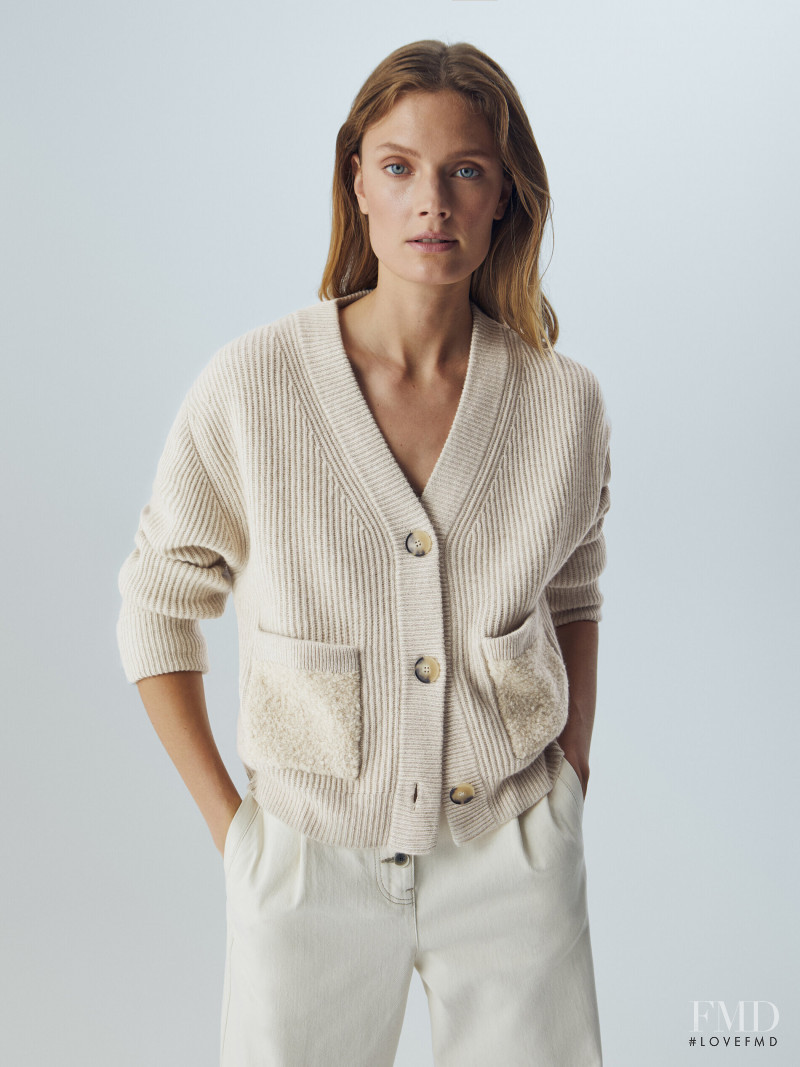 Constance Jablonski featured in  the Massimo Dutti catalogue for Pre-Fall 2021