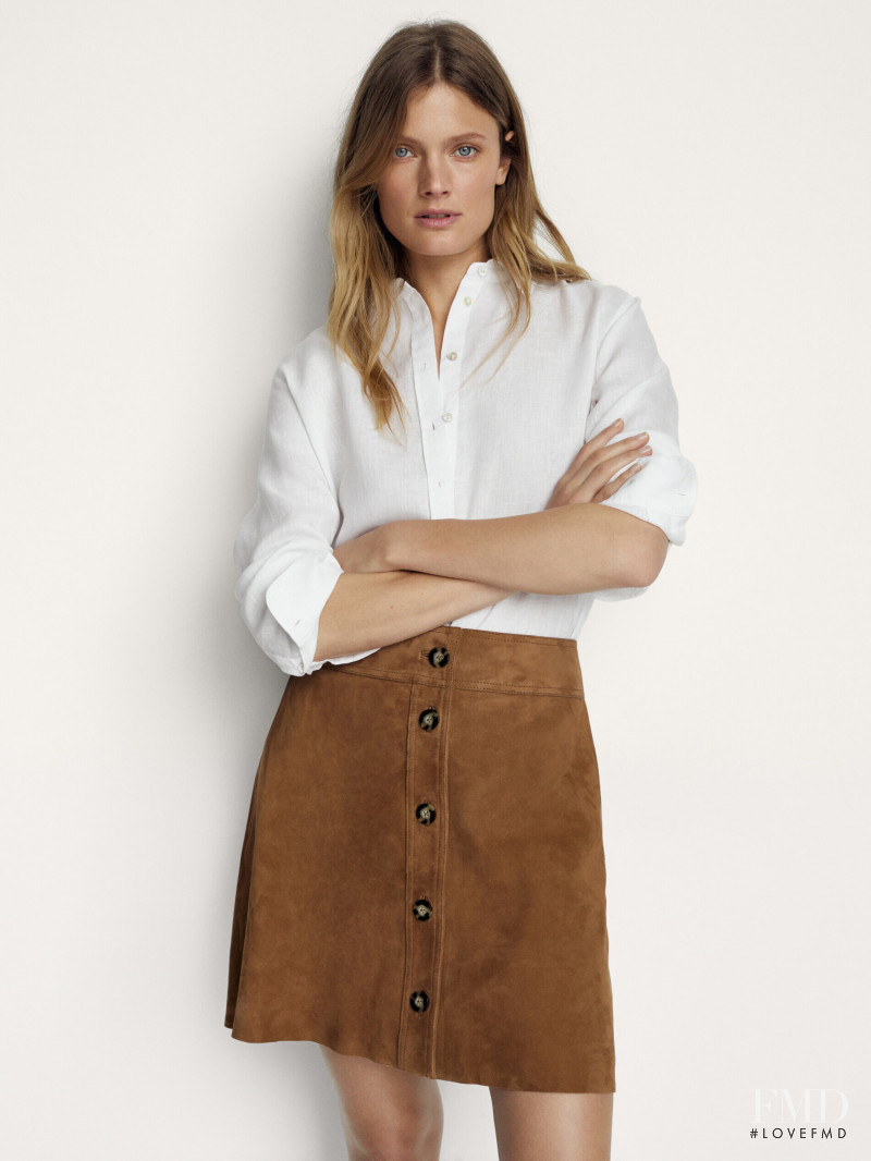 Constance Jablonski featured in  the Massimo Dutti catalogue for Pre-Fall 2021