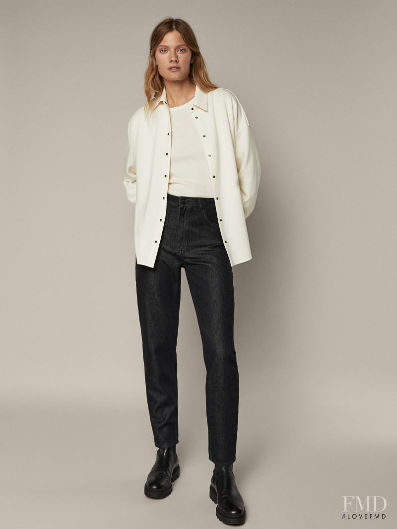 Constance Jablonski featured in  the Massimo Dutti catalogue for Pre-Fall 2021