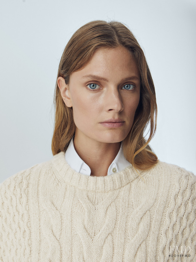 Constance Jablonski featured in  the Massimo Dutti catalogue for Pre-Fall 2021