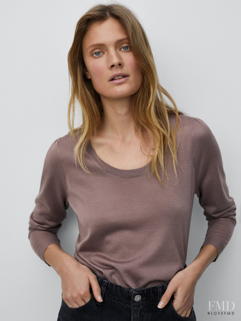Constance Jablonski featured in  the Massimo Dutti catalogue for Pre-Fall 2021