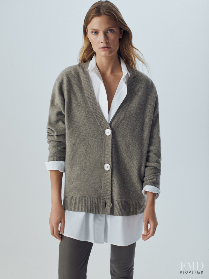 Constance Jablonski featured in  the Massimo Dutti catalogue for Pre-Fall 2021