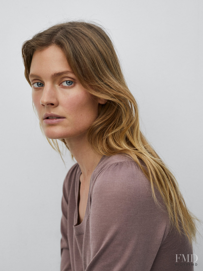 Constance Jablonski featured in  the Massimo Dutti catalogue for Pre-Fall 2021