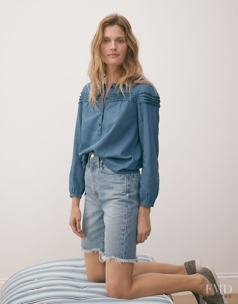 Constance Jablonski featured in  the Madewell advertisement for Spring 2020