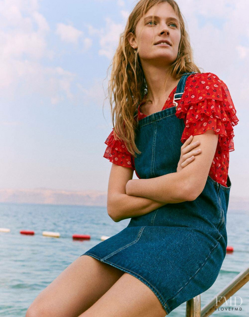 Constance Jablonski featured in  the Madewell Looks We Love lookbook for Spring 2019