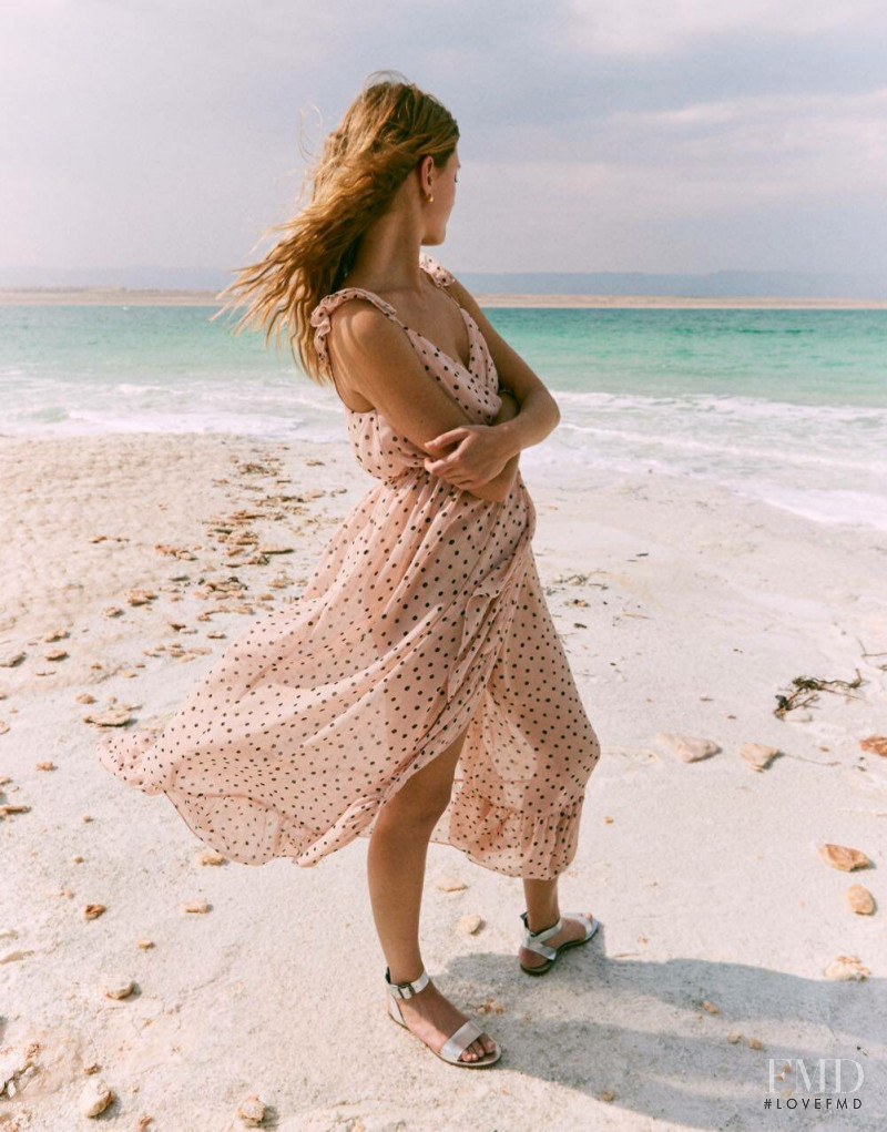 Constance Jablonski featured in  the Madewell Looks We Love lookbook for Spring 2019