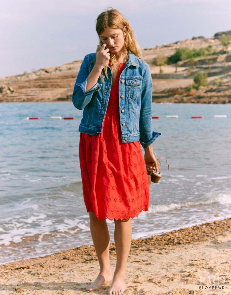 Constance Jablonski featured in  the Madewell Looks We Love lookbook for Spring 2019