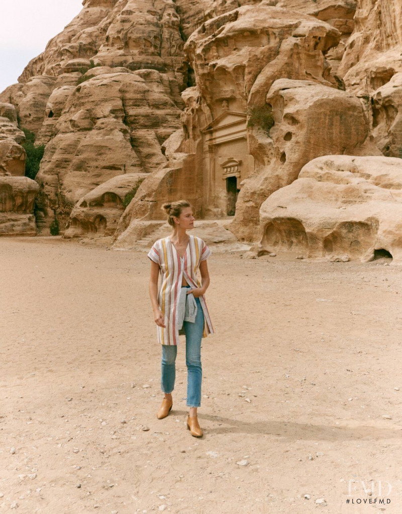 Constance Jablonski featured in  the Madewell Looks We Love lookbook for Spring 2019