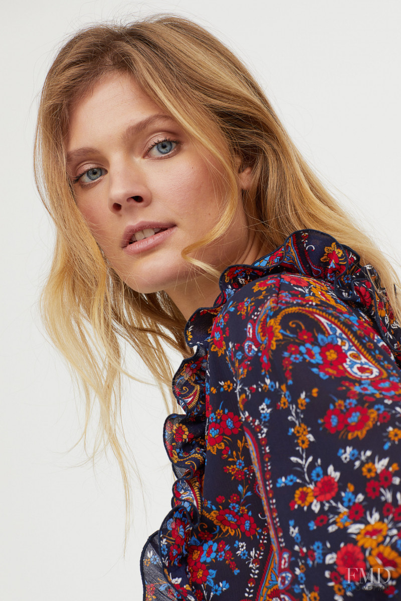 Constance Jablonski featured in  the H&M catalogue for Spring 2018