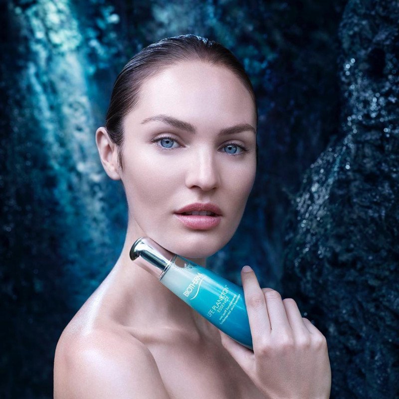 Candice Swanepoel featured in  the Biotherm advertisement for Autumn/Winter 2017