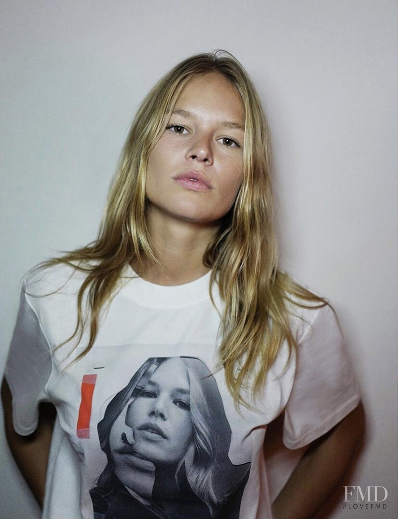 Anna Ewers featured in  the Marc O‘Polo advertisement for Resort 2021