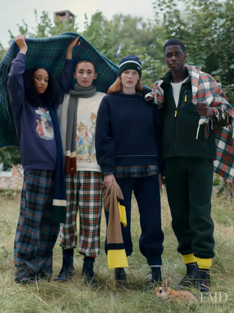 Uniqlo UNIQLO x JW Anderson A Visit To The Country lookbook for Autumn/Winter 2021