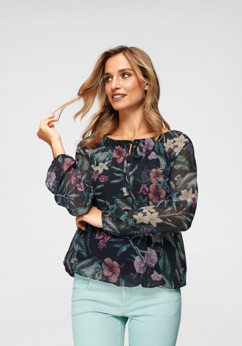 Aude-Jane Deville featured in  the BAUR Aniston catalogue for Winter 2018