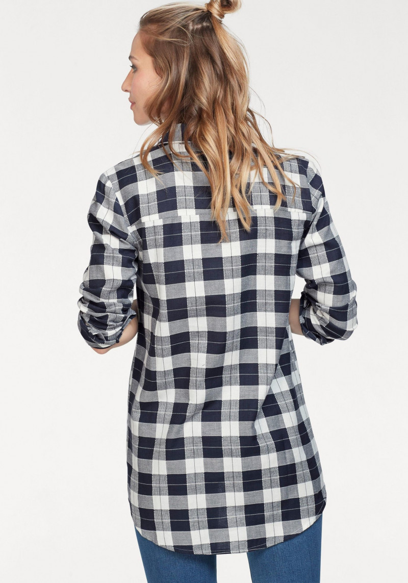 Aude-Jane Deville featured in  the BAUR Aniston catalogue for Winter 2018