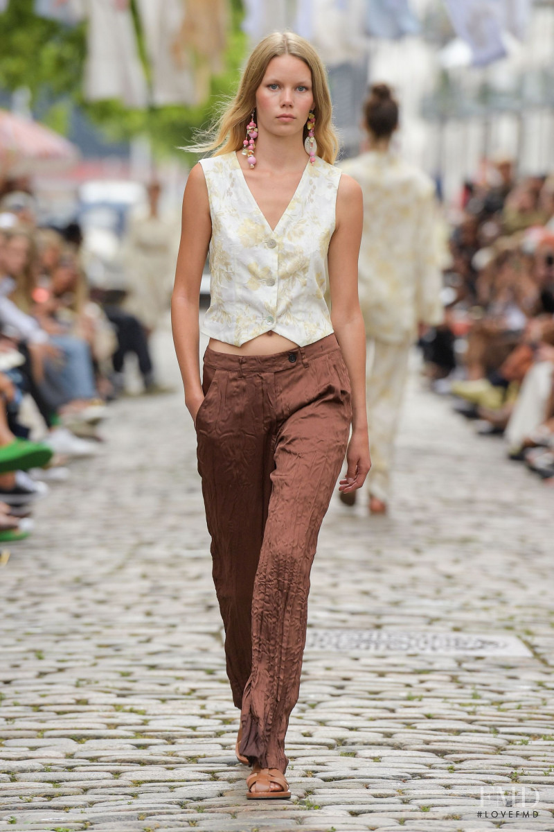 Lovechild 1979 fashion show for Spring/Summer 2022