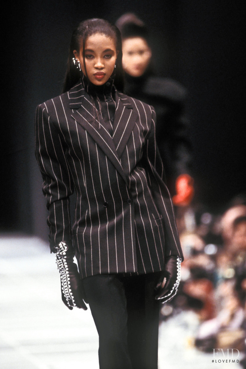 Naomi Campbell featured in  the Versace fashion show for Autumn/Winter 1986