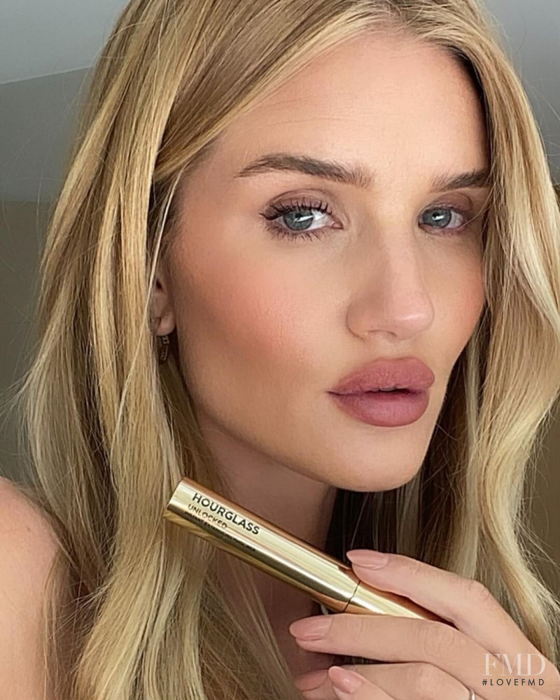 Rosie Huntington-Whiteley featured in  the Hourglass advertisement for Autumn/Winter 2020