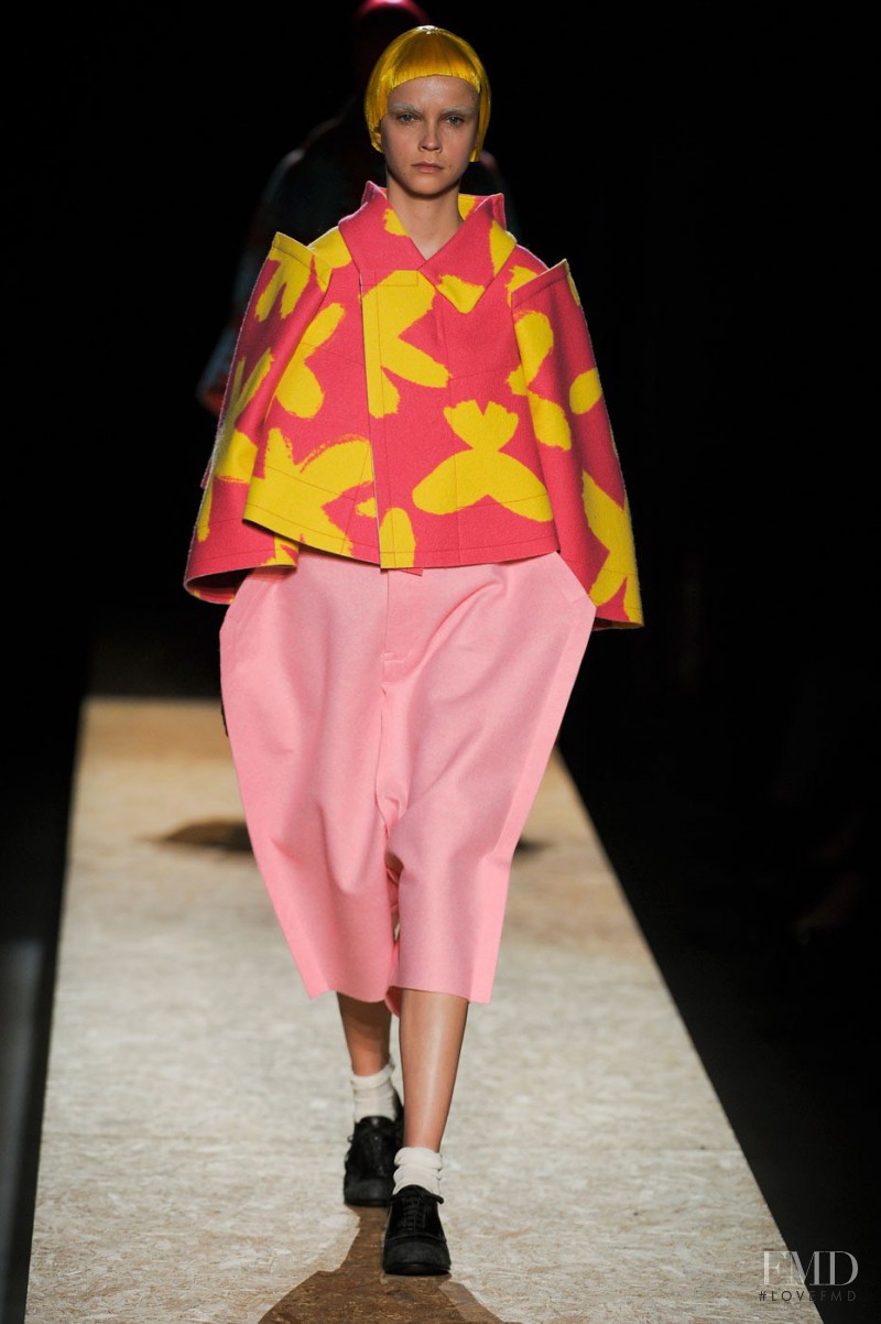 Comme Des Garcons fashion show for Autumn/Winter 2012