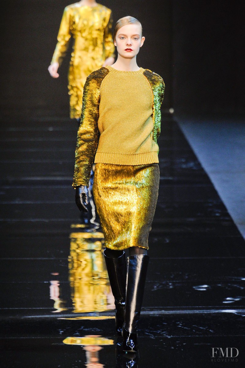 Nimuë Smit featured in  the Guy Laroche fashion show for Autumn/Winter 2012