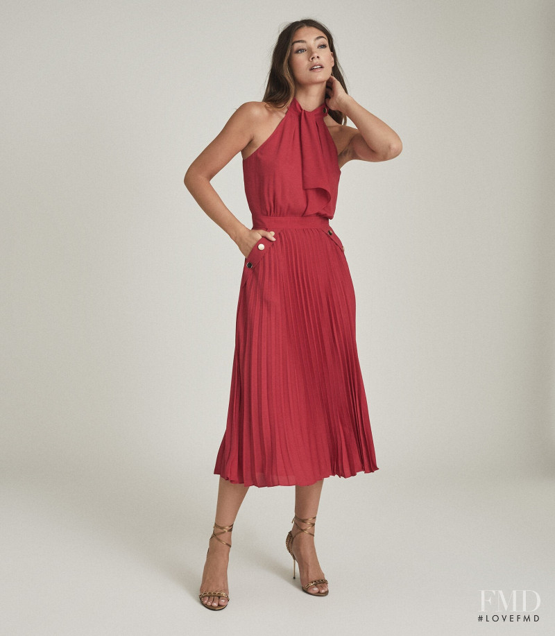 Lorena Rae featured in  the Reiss catalogue for Spring/Summer 2021