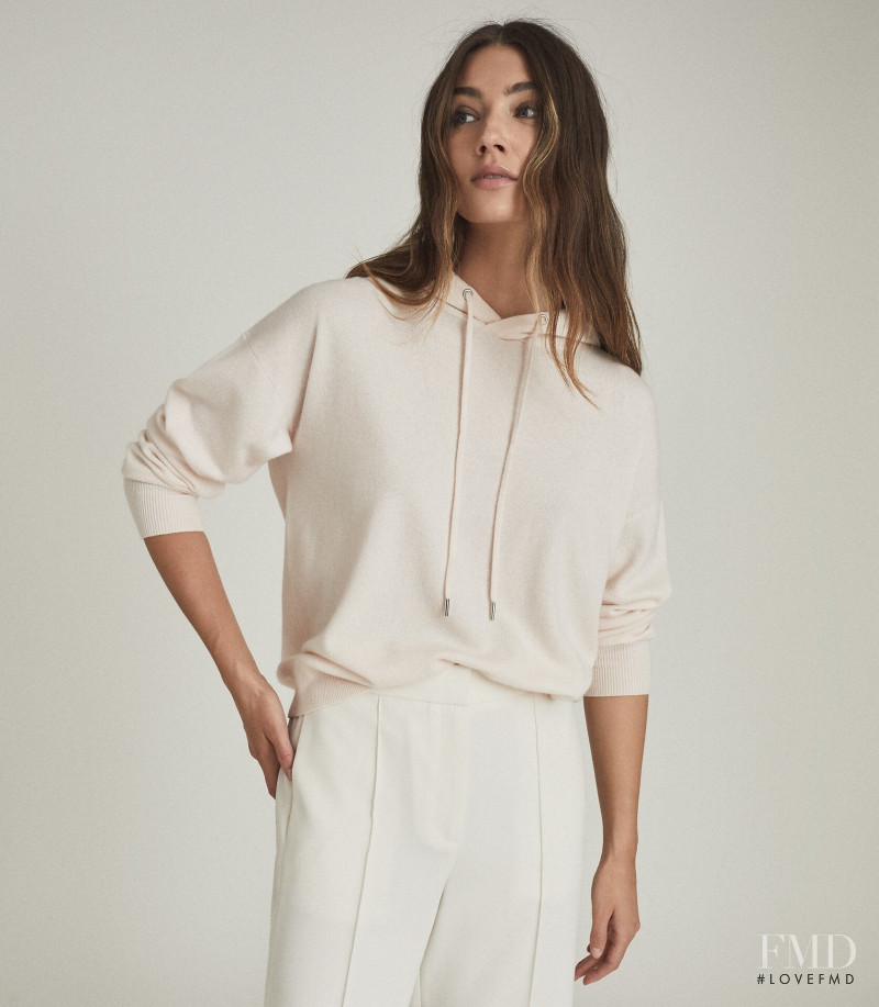 Lorena Rae featured in  the Reiss catalogue for Spring/Summer 2021