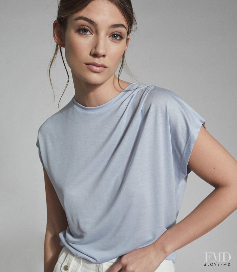 Lorena Rae featured in  the Reiss catalogue for Spring/Summer 2021