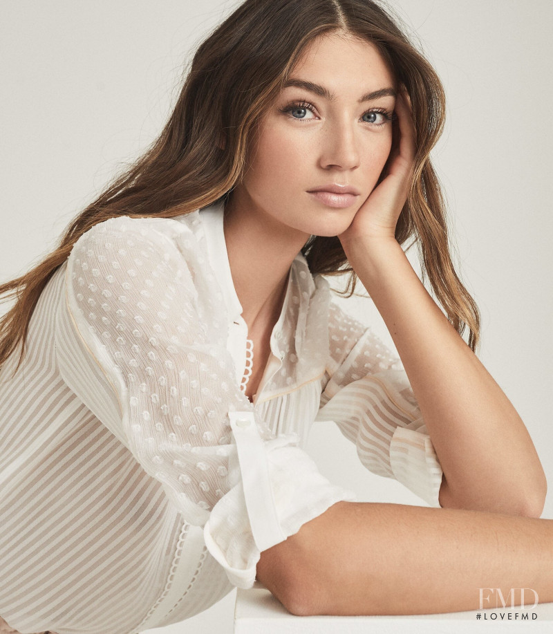 Lorena Rae featured in  the Reiss catalogue for Spring/Summer 2021