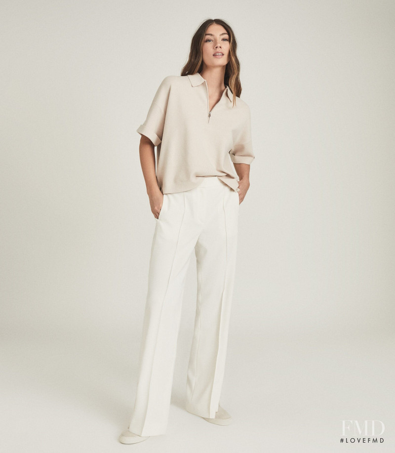 Lorena Rae featured in  the Reiss catalogue for Spring/Summer 2021