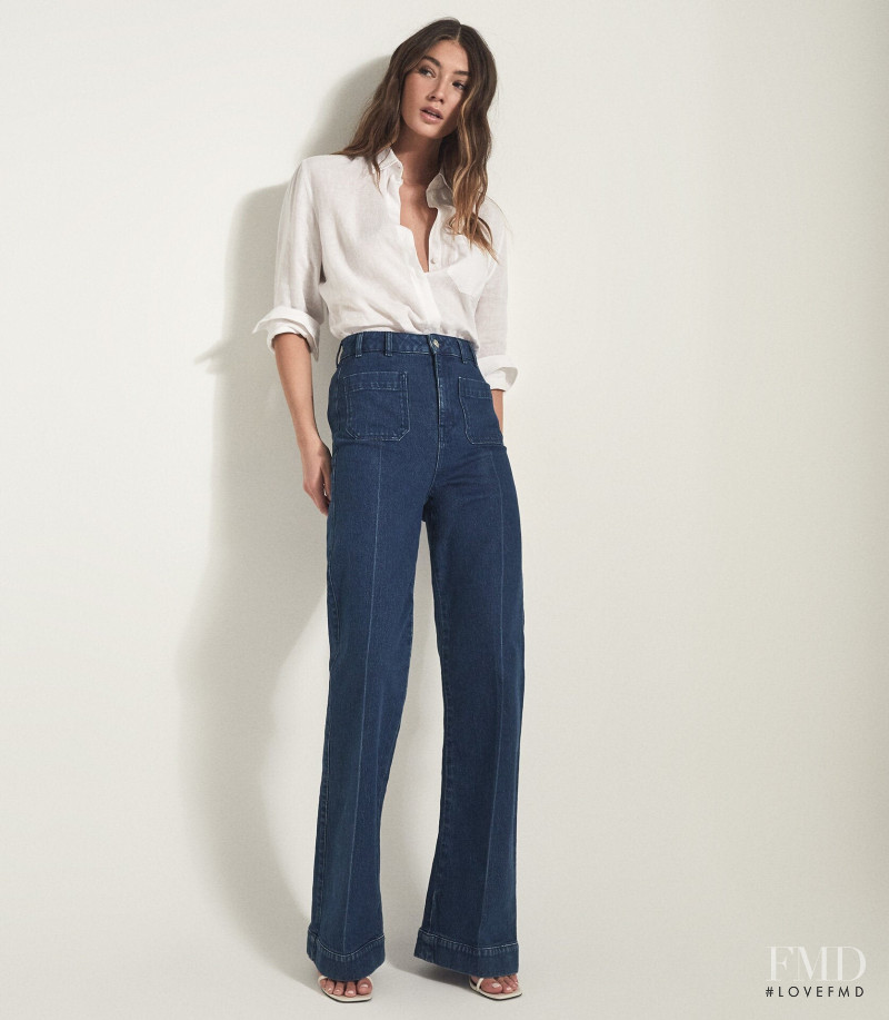 Lorena Rae featured in  the Reiss catalogue for Spring/Summer 2021