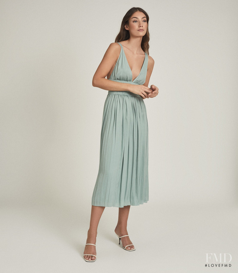 Lorena Rae featured in  the Reiss catalogue for Spring/Summer 2021