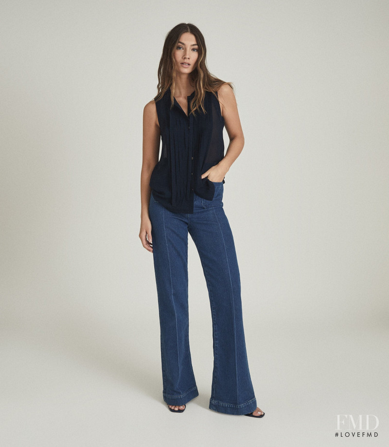 Lorena Rae featured in  the Reiss catalogue for Spring/Summer 2021