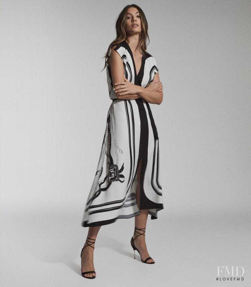 Lorena Rae featured in  the Reiss catalogue for Spring/Summer 2021