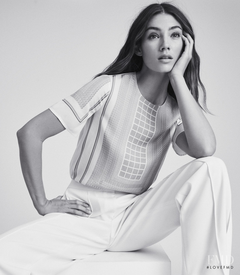 Lorena Rae featured in  the Reiss catalogue for Spring/Summer 2021