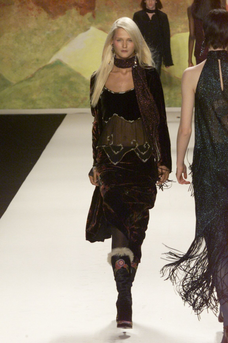 Anna Sui fashion show for Autumn/Winter 2000