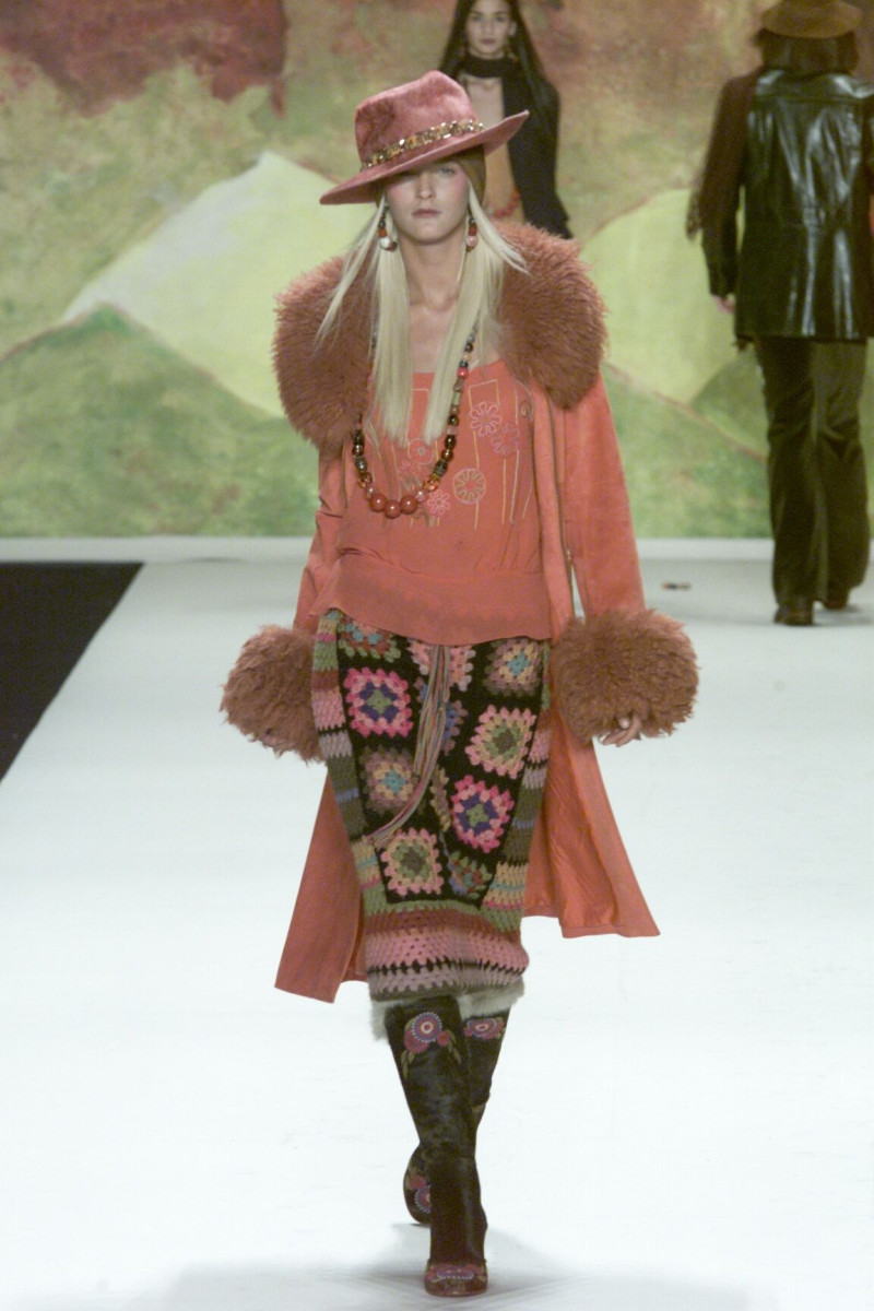 Anna Sui fashion show for Autumn/Winter 2000