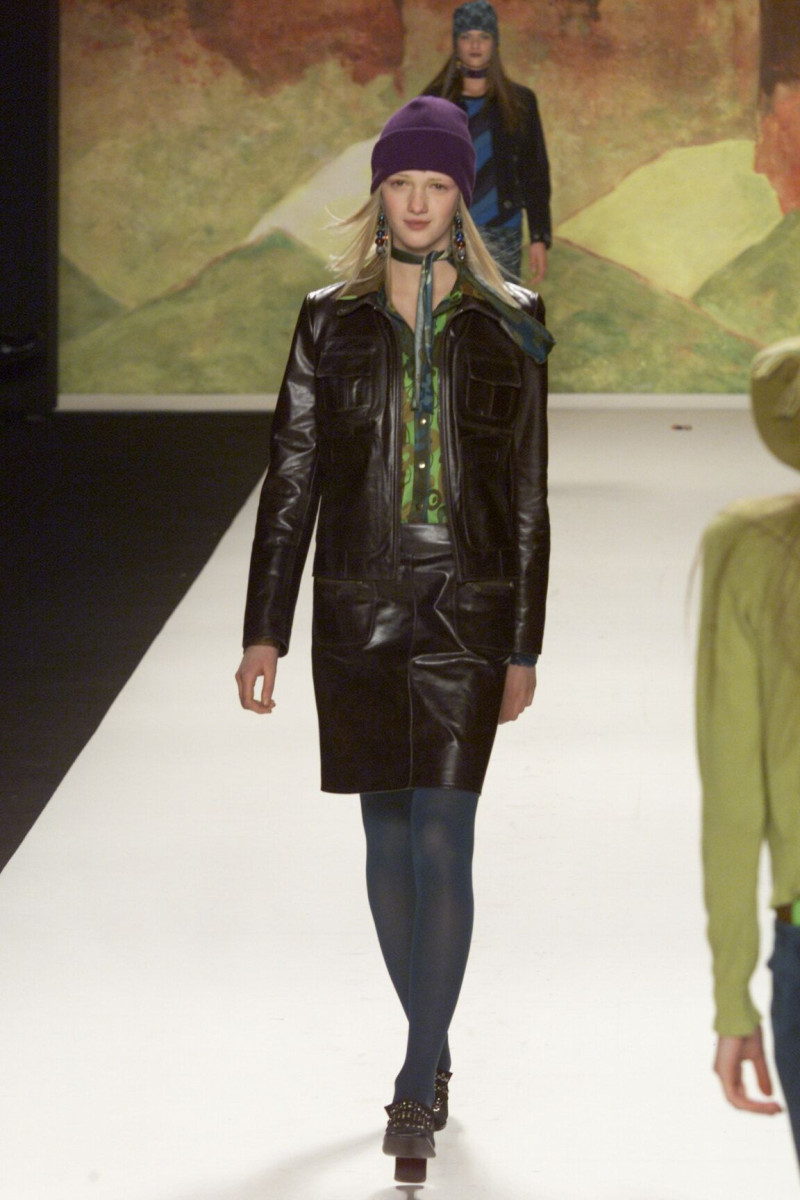 Anna Sui fashion show for Autumn/Winter 2000