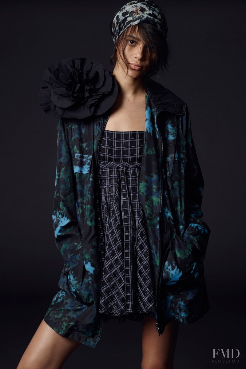 Binx Walton featured in  the Vera Wang fashion show for Resort 2015