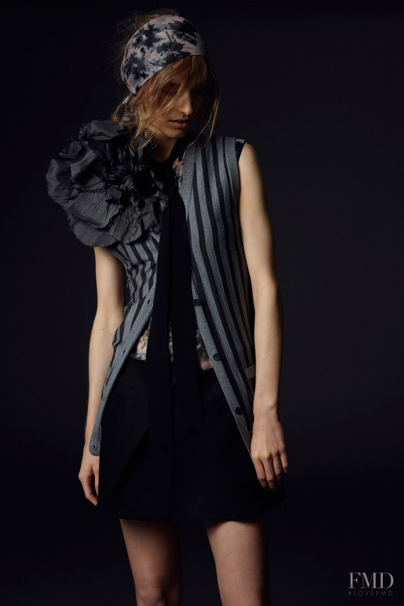 Manuela Frey featured in  the Vera Wang fashion show for Resort 2015