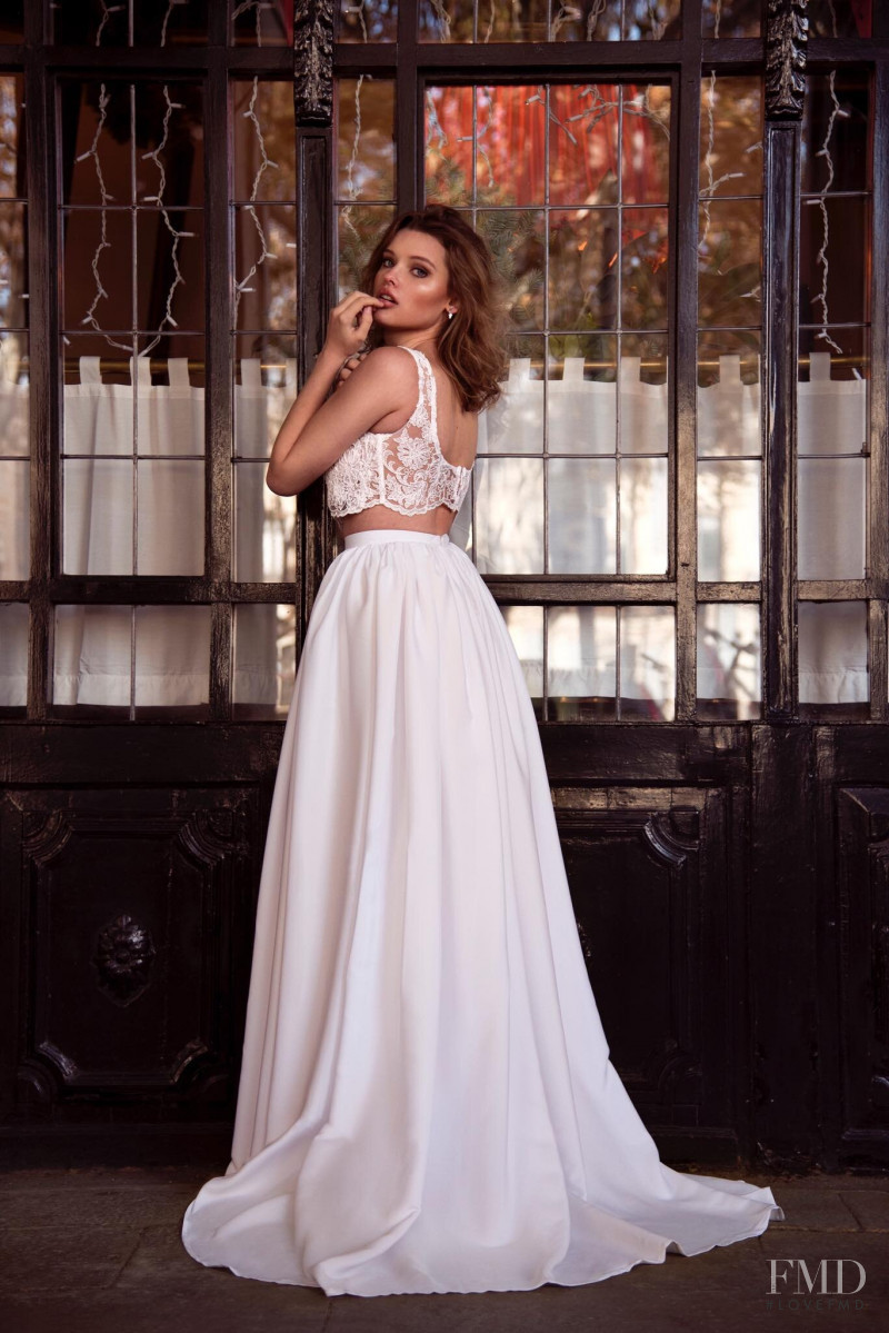 Anastasia Sopova featured in  the Mireia Balaguer Bridal lookbook for Resort 2019