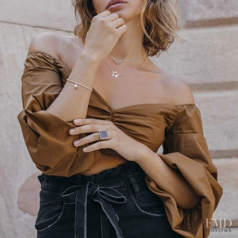 Anastasia Sopova featured in  the Paneah Jewelry advertisement for Autumn/Winter 2018