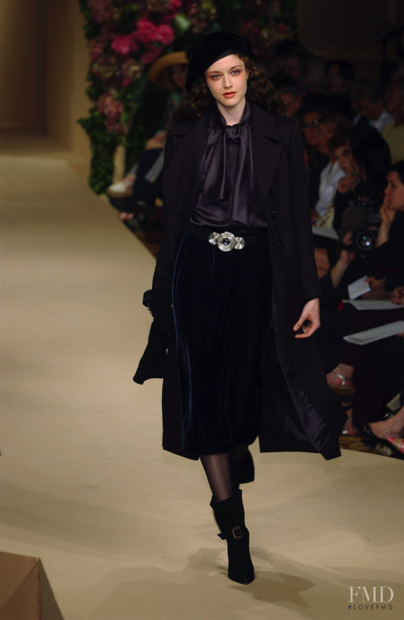 Saint Laurent fashion show for Autumn/Winter 2001